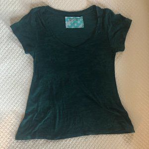 Nation short sleeve v-neck